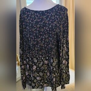 Venus Floral Black Tunic Top